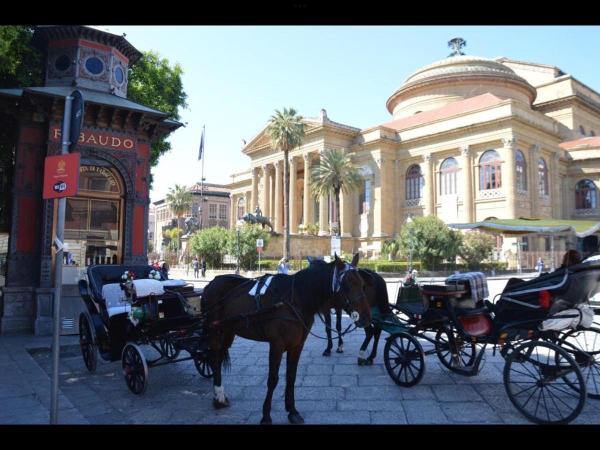 شقة Un Raggio Di Sole Al Massimo باليرمو المظهر الخارجي الصورة